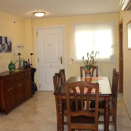 Golden Pineda Apartment *