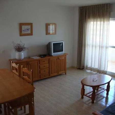 Golden Pineda Apartment *
